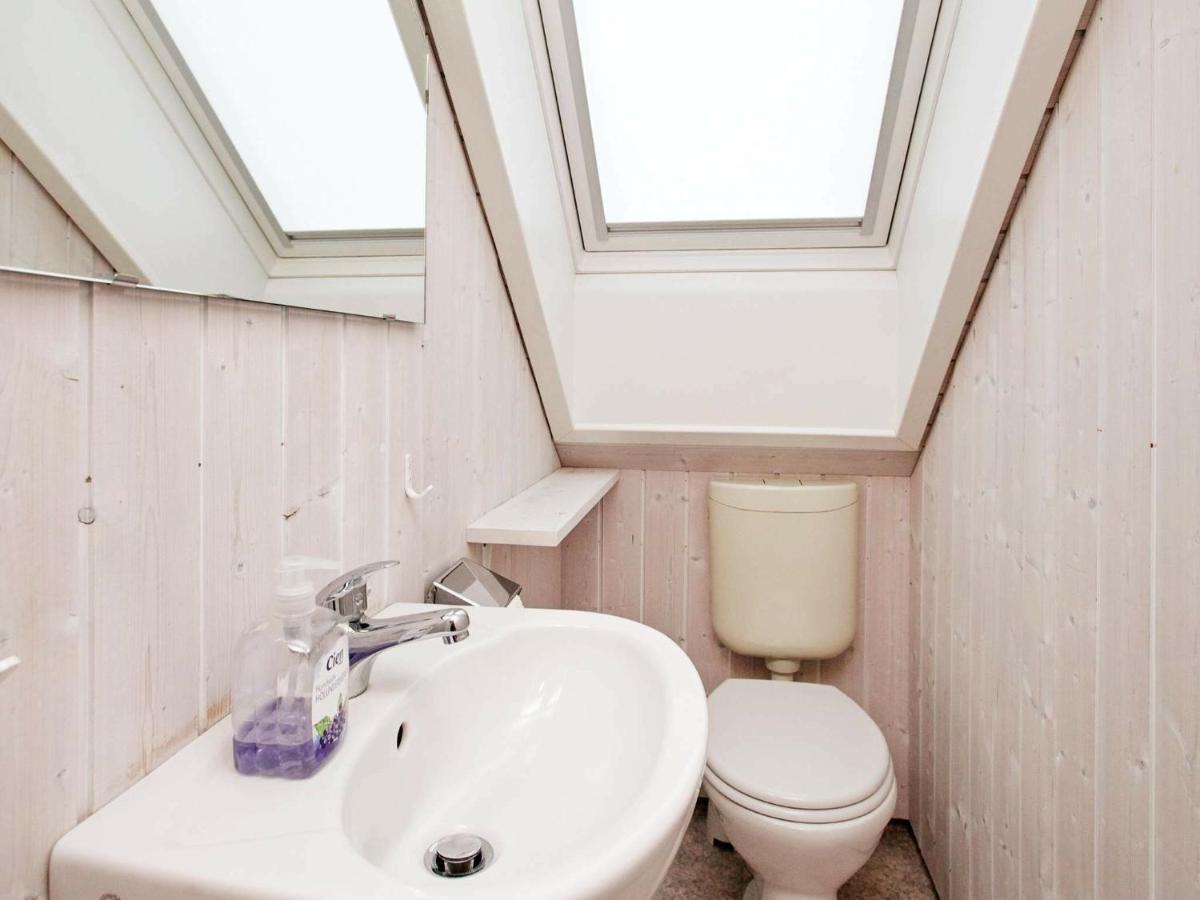 8 Person Holiday Home In Gelting Buitenkant foto