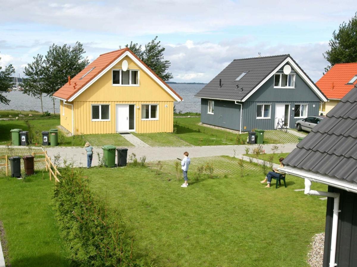 8 Person Holiday Home In Gelting Buitenkant foto